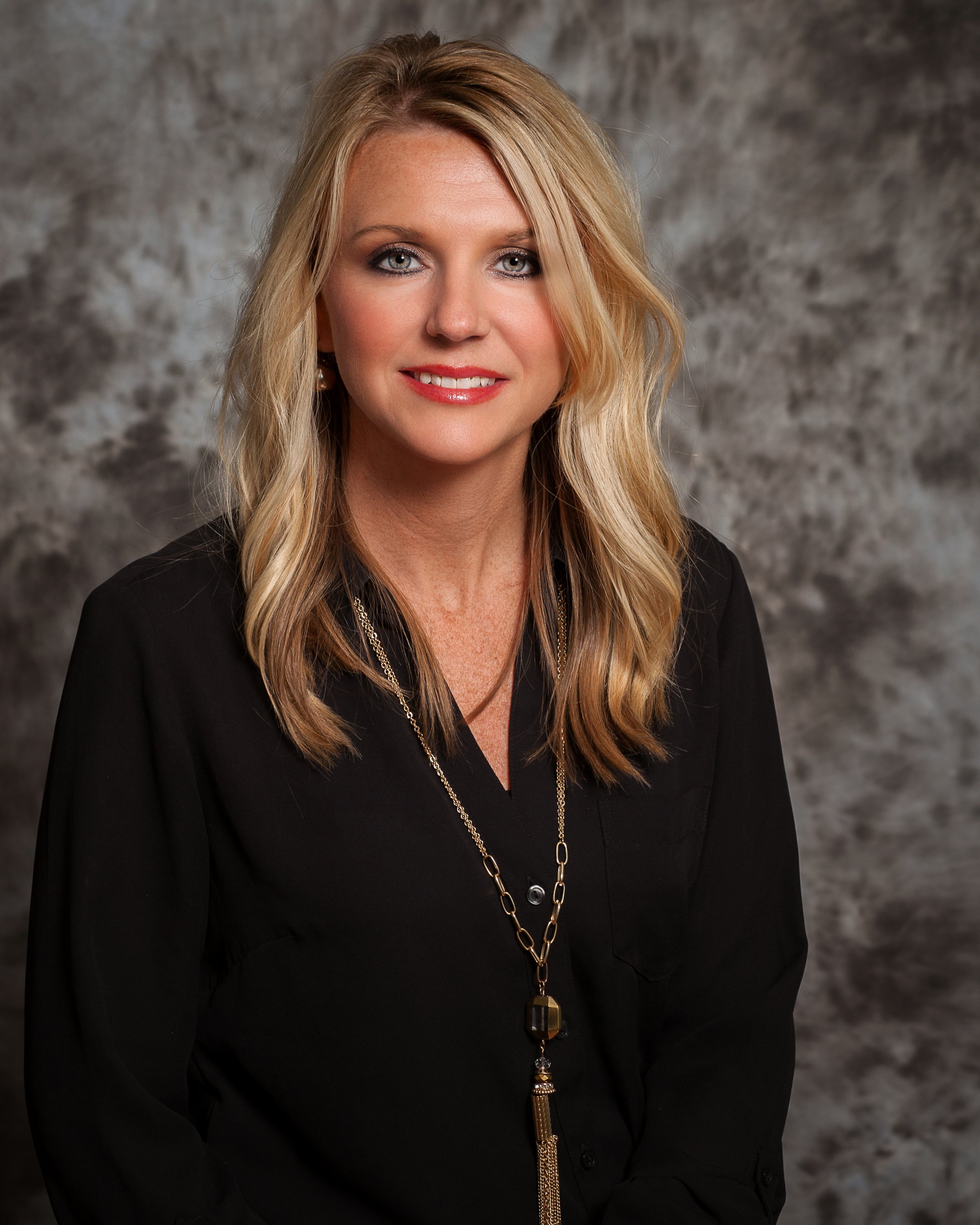 Teleana Davis Larue County Chamber of Commerce Treasurer Teleana Davis